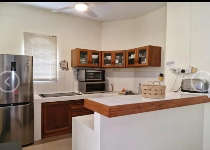 Charming Apartment About 120M From The Beautiful Beach Of Trou Aux Biches.